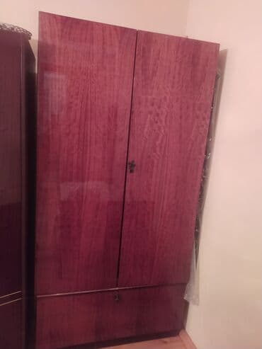şkaf satışı: İşlənmiş, Açılan, 2 qapılı Düz dolab, Dolab-asılqan — 1