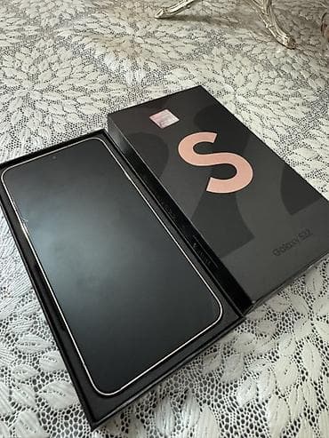 mini iphone x: Samsung Galaxy S22, rəng - Çəhrayı, Simsiz şarj — 2