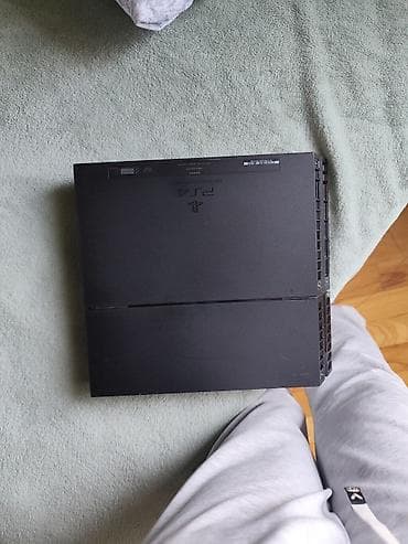 huseyn tv canli: PlayStation 4 (PS4) – tam dəst Komplekt: - PS4 konsolu (orijinal — 3