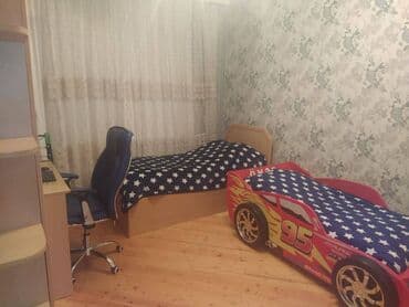 ilkin ödənişi 10000 olan evlər: Bakı, 3 otaqlı, Köhnə tikili, m. Həzi Aslanov, 90 kv. m — 12