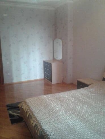 продажа недвижимости в баку: Geniş və işıqlı mənzil interyeri - Geniş dəhliz: Uzun koridor, ağ — 10