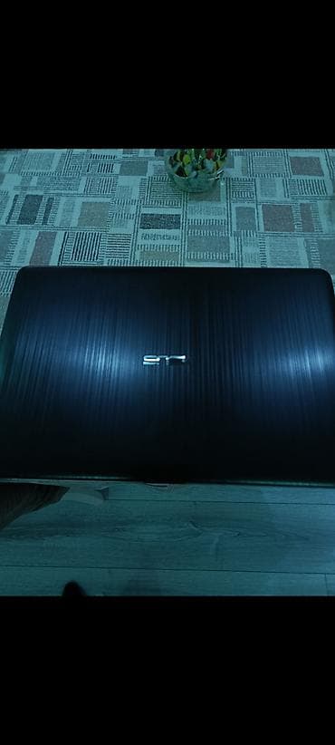 ASUS: ASUS 15.6 ", Intel Core i5, 256 GB — 2