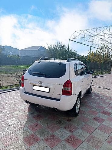 Hyundai Tucson: 2.7 l | 2008 il Ofrouder/SUV lalafo.az -da Hyundai Tucson: 2.7 l | 2008 il Ofrouder/SUV