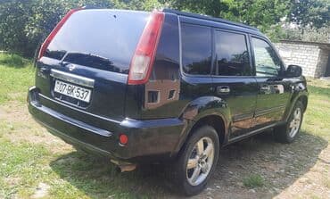 gurcustan masin bazari rustavi qiymetleri: Nissan X-Trail: 2 л | Внедорожник — 5