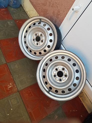 disk teker vaz: Başlıq: 4 ədəd zavod polad disk və təkəri Açıqlama: Salam. 4 ədəd — 3