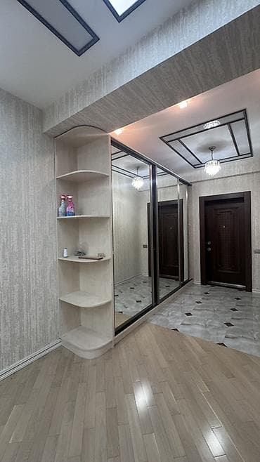 ремонт шкафов купе: 3 qapılı, Güzgülü, Bej, Taxta, Kupe, Düz dolab — 2