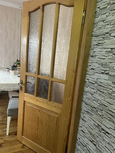 ev qapilari taxta: Taxta iç qapı – şüşəli dekorlu model - Material: təbii ağac (şpon — 3
