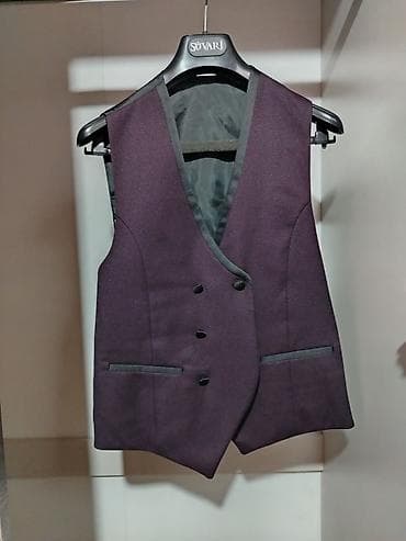 Şəxsi əşyalar: Brend: Süvari Model: 3 hissəli kostyum dəsti Tərkib: - Bənövşəyi — 2