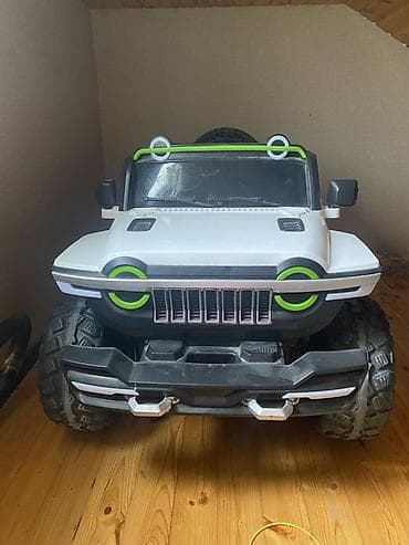 машина для детей: Uşaq üçün elektrikli 4x4 cip tipli minik maşını - Korpus: ağ/qaranlıq — 3
