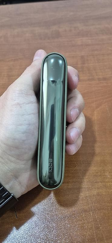 aksesuar qutusu: IQOS ilıq qızdırma cihazı Xüsusiyyətlər: - Brend/model: IQOS — 4