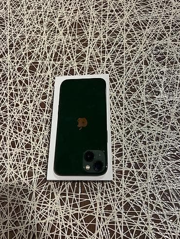 macbook pro 14: IPhone 13, 128 GB — 4