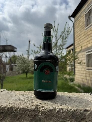 nicala iran peci: Klassik “Armenia” konyaq şüşəsi formasında dekorativ stolüstü siqaret — 6