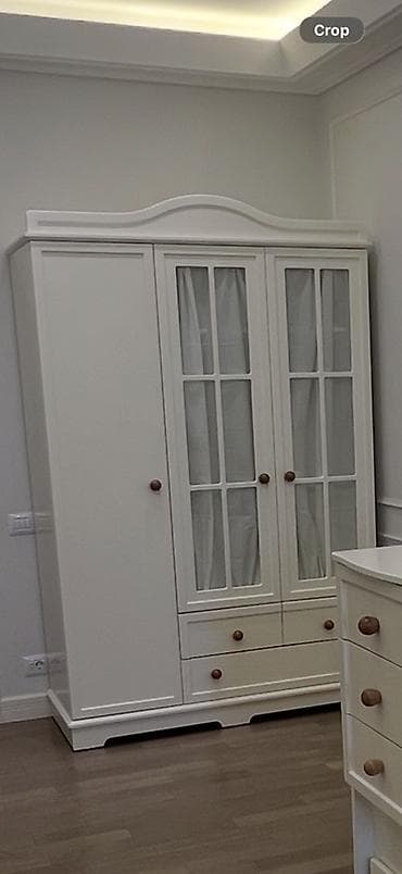dus desti: Uşaq mebeli-transformer satılır. Komplektə daxildir: • uşaq — 3