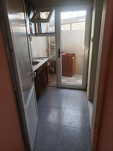 Binəqədi qəsəbəsi mərkəzə, dayanacağa yaxın 2 otaqlı oddelni əşyali — 4