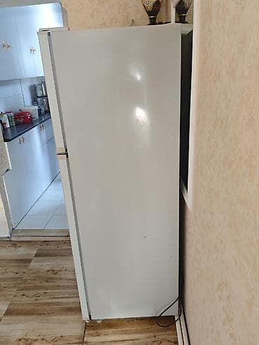 Video oyunlar və konsollar: İki qapılı məişət soyuducusu - Üst hissədə ayrıca dondurucu bölmə — 5