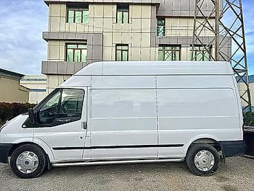 7 maşınlar: Ford Transit uzun baza, yüksək tavan, ağ rəng. Yük daşıma xidməti — 2