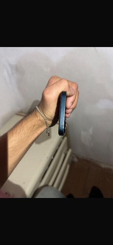 ayfon 17 pro dubay: IPhone 13, 128 GB, Mavi, Simsiz şarj — 3
