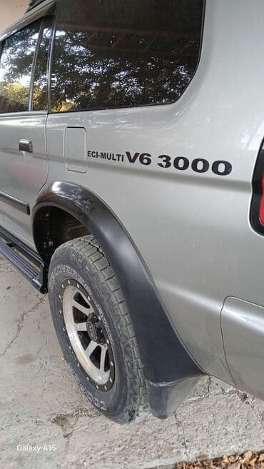 запчасти на паджеро 2: Mitsubishi Montero Sport: 3 l | 2001 il Ofrouder/SUV — 3
