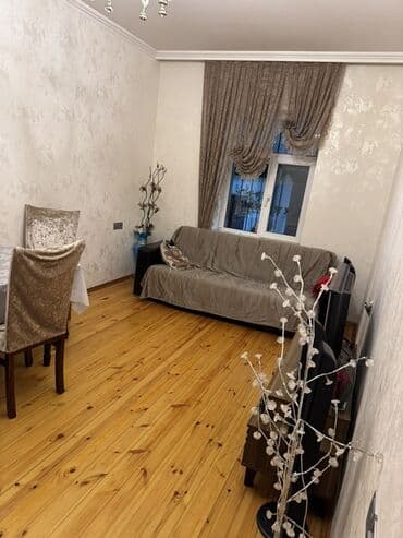 квартиры в аренду на длительный срок: 2 otaqlı mənzil – işıqlı və səliqəli planlanma - Geniş qonaq otağı — 1