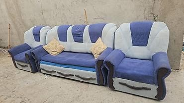 divan taxt: Mebel dəsti – 3+1+1 yumşaq mebel - Tərkib: 3 nəfərlik divan və 2 ədəd — 1