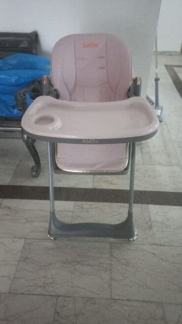 барные стулья для кухни: Uşaq yemək stolu ela veziyyetdedir idaeldir az sitifade olunub — 1