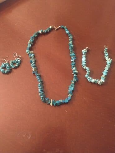 xari bulbul yaxa sancagi: Gedim boyunbagi dest — 1