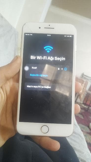 iphone 15 pro satilir: IPhone 8 Plus, Qızılı, Qırıq — 2