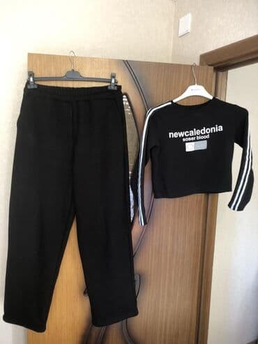 Qara idman dəsti - 2 hissə: uzunqol köynək və şalvar - Rəng: tam