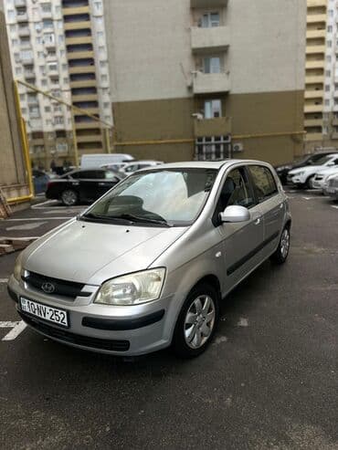 диски на 15 на ниву: Hyundai Getz, gümüşü rəng Texniki xüsusiyyətlər: - Yanacaq növü — 1