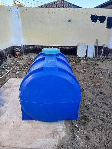 Bak, Plastik, 1000 l l, İşlənmiş, Ünvandan götürmə