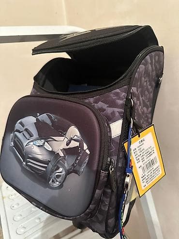 Uşaq məktəb çantası

Портфель новый ортопедический вместительный — 1