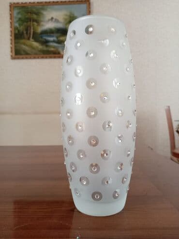 qedimi xrustal: Vaza dəsti, Xrustal — 3