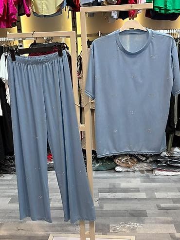 qırmızı vinston: Qadınlar üçün iki hissəli rahat dəst - Tərkib: nazik, elastik — 4