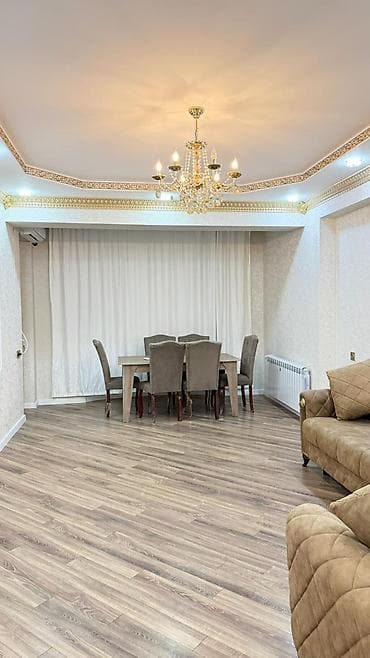 tarqovuda ev: Xırdalanın mərkəzində at hekəlinin yanı 12 mərtəbəli binanın 5ci — 1