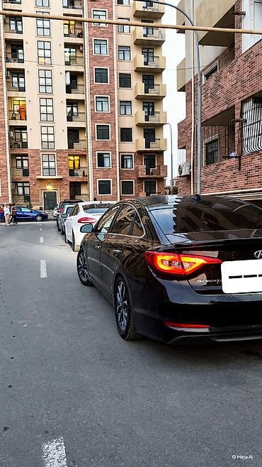 bmw x1 sdrive20d efficientdynamics: Hyundai : 1.6 l | 2015 il Sedan — 2