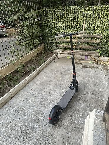 gitara kabel: Segway Ninebot elektrik skuteri Ninebot f40 ideal veziyyetdedir demey — 6