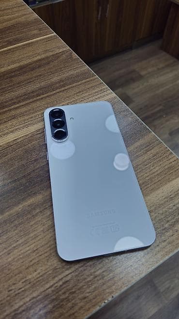 samsung 300e: Samsung Galaxy A56 5G, 256 ГБ, цвет - Белый, Отпечаток пальца — 2