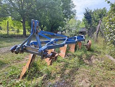 qosqu: Belarus 1221 tərtibatlı təkərli traktor və qoşqu - Model: Belarus — 6