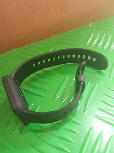 saatlar qol: Saat 220 manata alınıb 120 manata satılır.15 gün işlənib tam ideal — 4