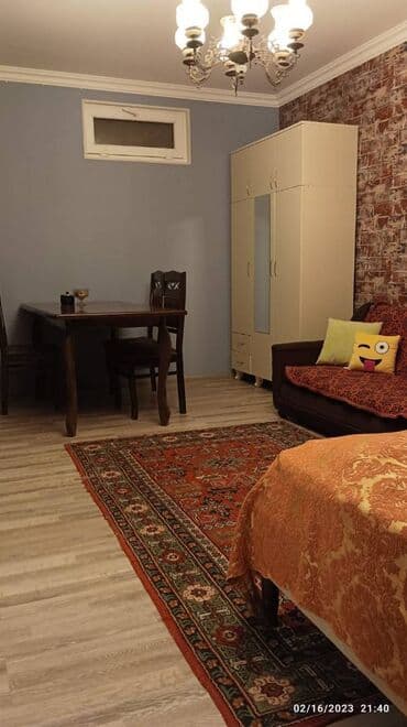 2 otaqlı mənzil vasitəçisiz: Binəqədi rayonu,6-cı mkr,5 mərtəbəli binanın,1-ci mərtəbəsində, 2 — 9