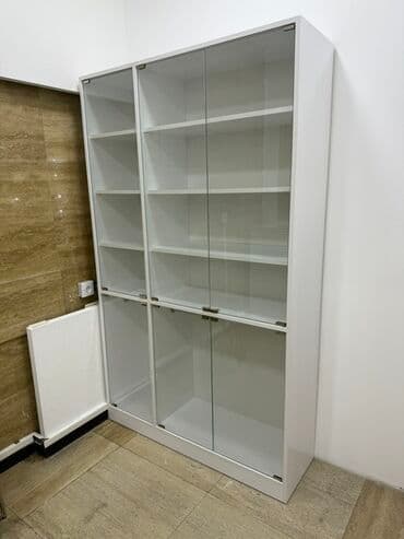 məxmər gülü: Gözəllik salonu üçün mebel dəsti Tərkibi: - İki iş yeri olan vizaj — 2