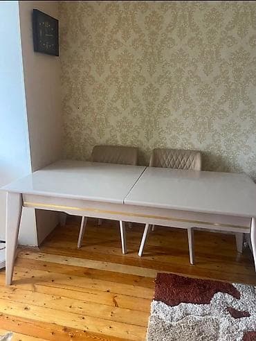 Masa dəsti satılır. 2.40 açılanda olur gucci masa modelidir. 6 ədəd — 1