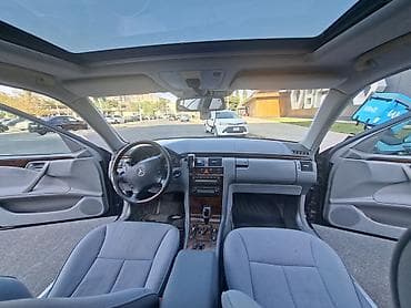 mercedes 160 a: Mercedes-Benz E-Class: 2.6 l | 2000 il Sedan — 8