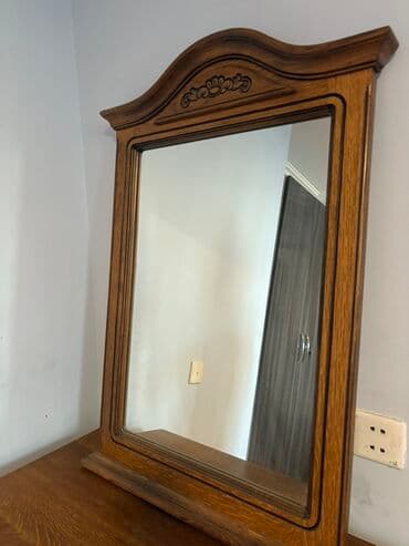 işlenmiş şkaf: İşlənmiş, Güzgülü, Rumıniya — 2