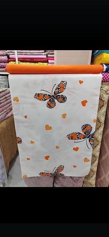 Dəstlər, kostyumlar