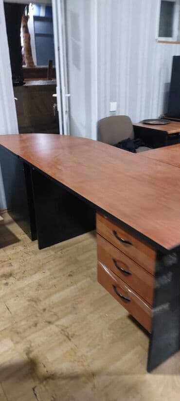 декор дерево: Möhkəm səliqəli ofis üçün mebellər — 3