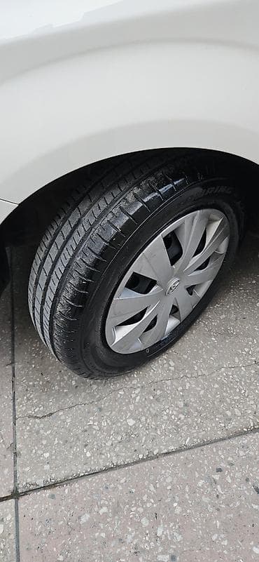 lizing avtomobil: Toyota Corolla: 1.5 l | 2018 il Universal — 10