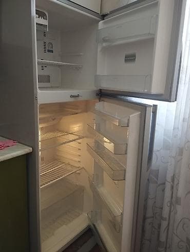 spalni dəsti: Mebel və məişət texnikası dəsti - Üç qapılı qarderob: iki yan şkaf — 5