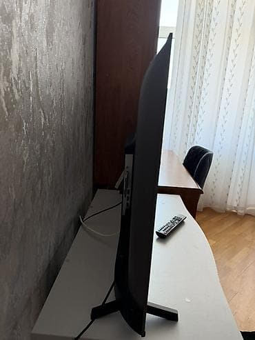 mini televizor: Hoffmann 43A3500 Smart TV – 43 düym Xüsusiyyətlər: - Ekran: 43" LED — 2