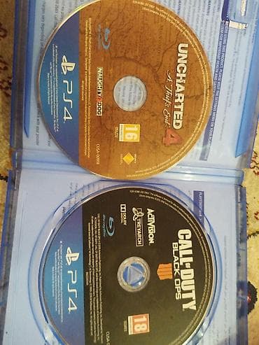pixel 4: Ps4 disk 
Call of duty black ops 4
uncharted 4 — 2